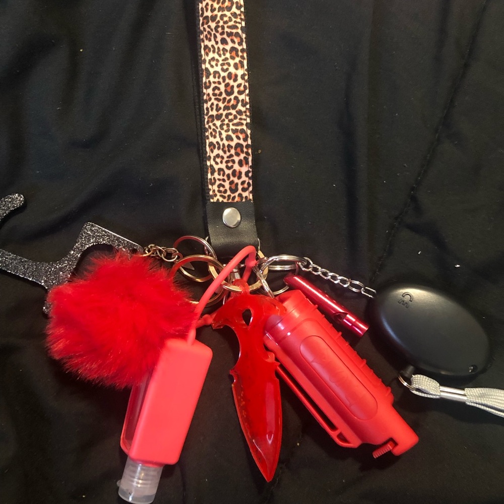 Self defense keychains - Picture 2 of 6